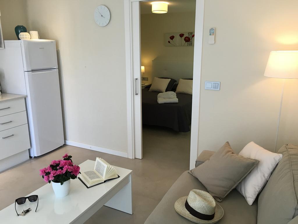 Studios Coll, Terrace & Pool Sant Marti d'Empuries Exterior photo